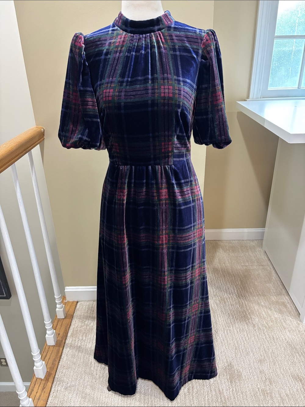 Boden Navy Plaid Velvet High Neck Midi Dress Size 4 EUC - Picture 2 of 12